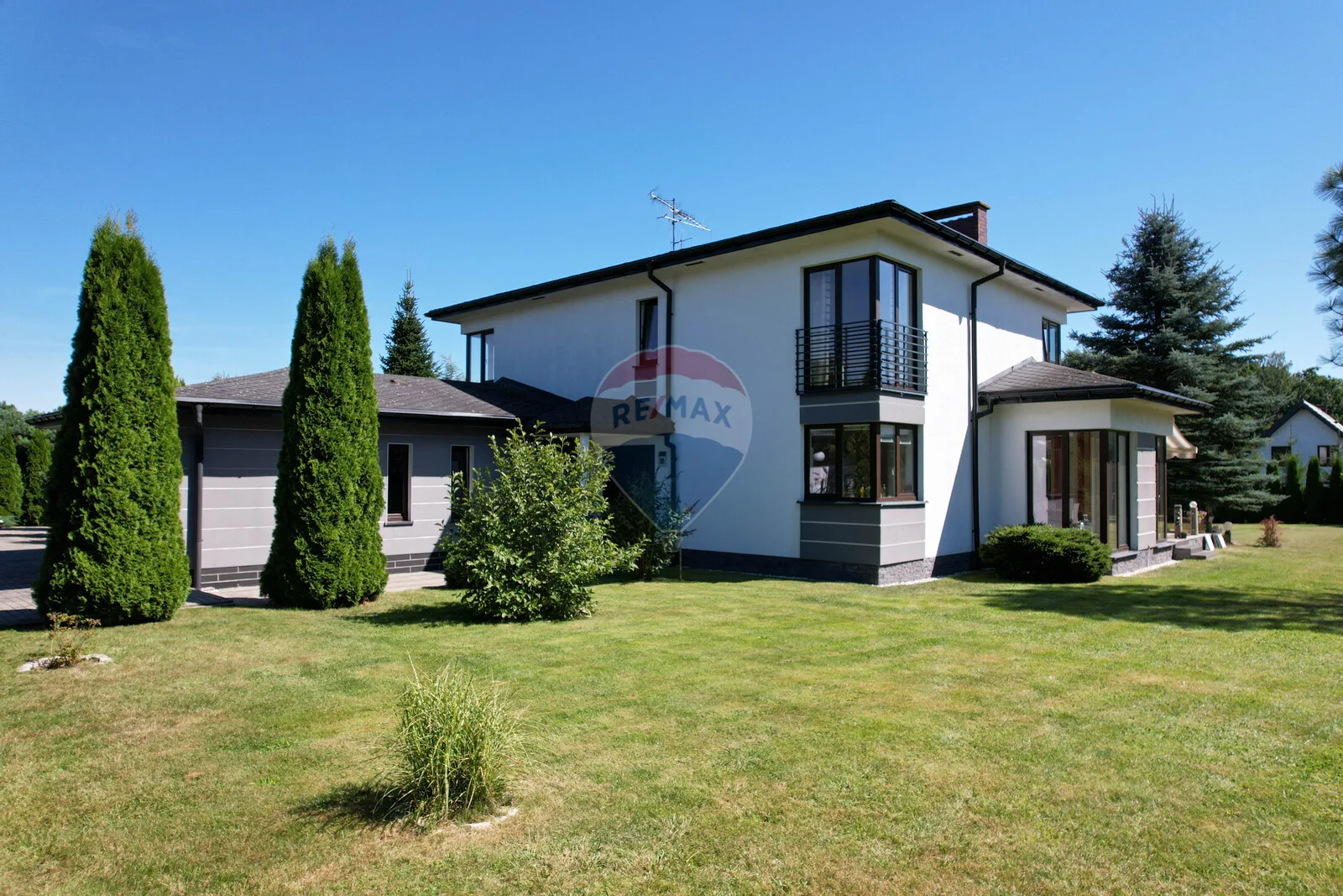 Dom na sprzedaż Sianów, ul. Miła, 244,9 m² – zdjęcie 45 z 50