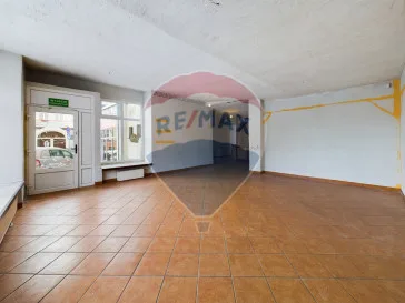 Lokal użytkowy na sprzedaż Koszalin, ul. 1 Maja, 218 m² – zdjęcie 3 z 32