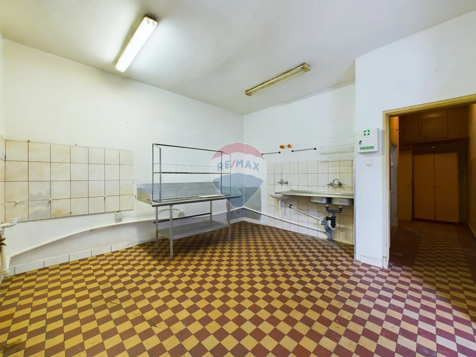 Lokal użytkowy na sprzedaż Koszalin, ul. 1 Maja, 218 m² – zdjęcie 4 z 32