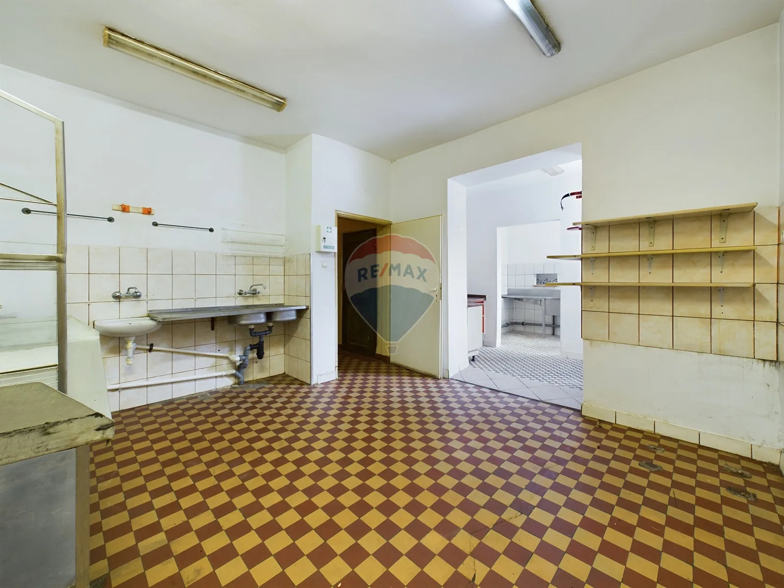 Lokal użytkowy na sprzedaż Koszalin, ul. 1 Maja, 218 m² – zdjęcie 10 z 32