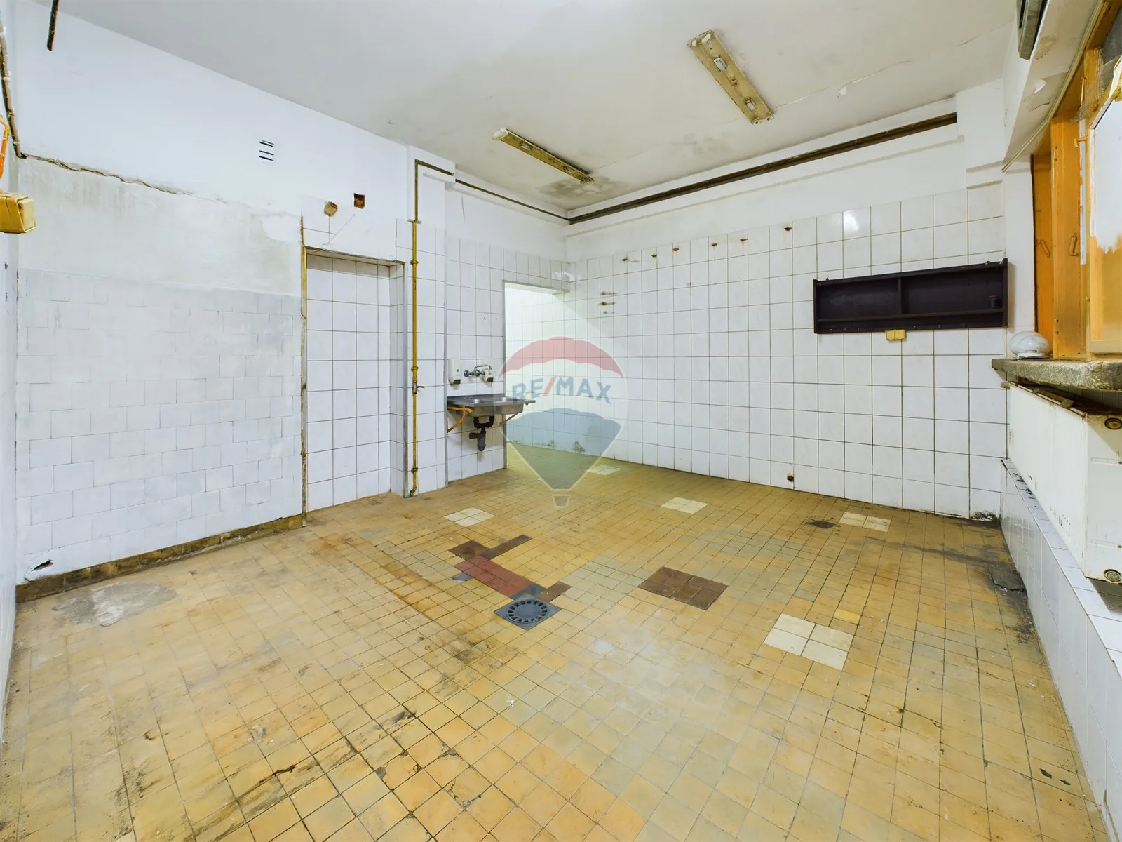 Lokal użytkowy na sprzedaż Koszalin, ul. 1 Maja, 218 m² – zdjęcie 23 z 32