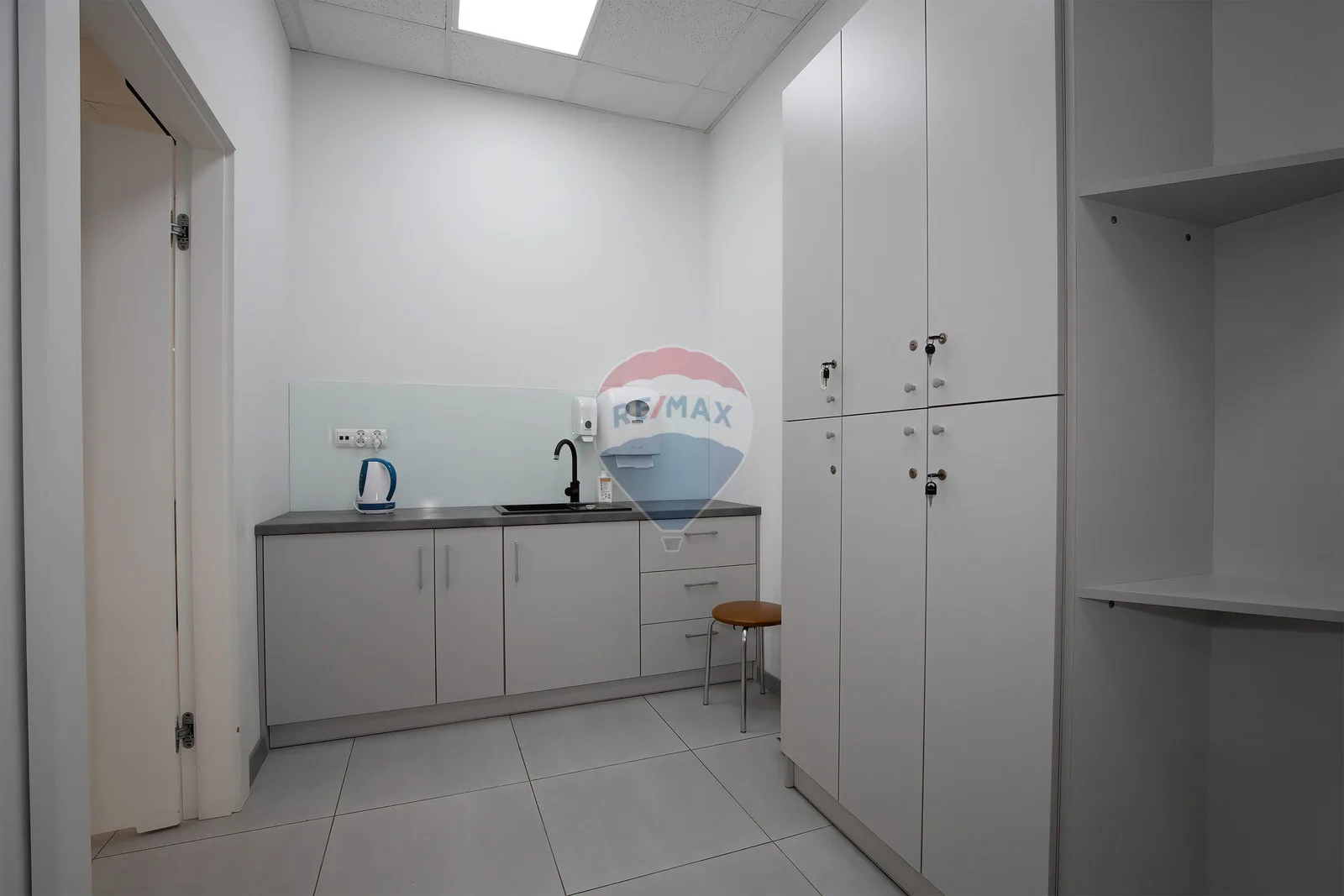 Obiekt komercyjny na sprzedaż Koszalin, ul. Fryderyka Chopina, 245,9 m² – zdjęcie 28 z 36